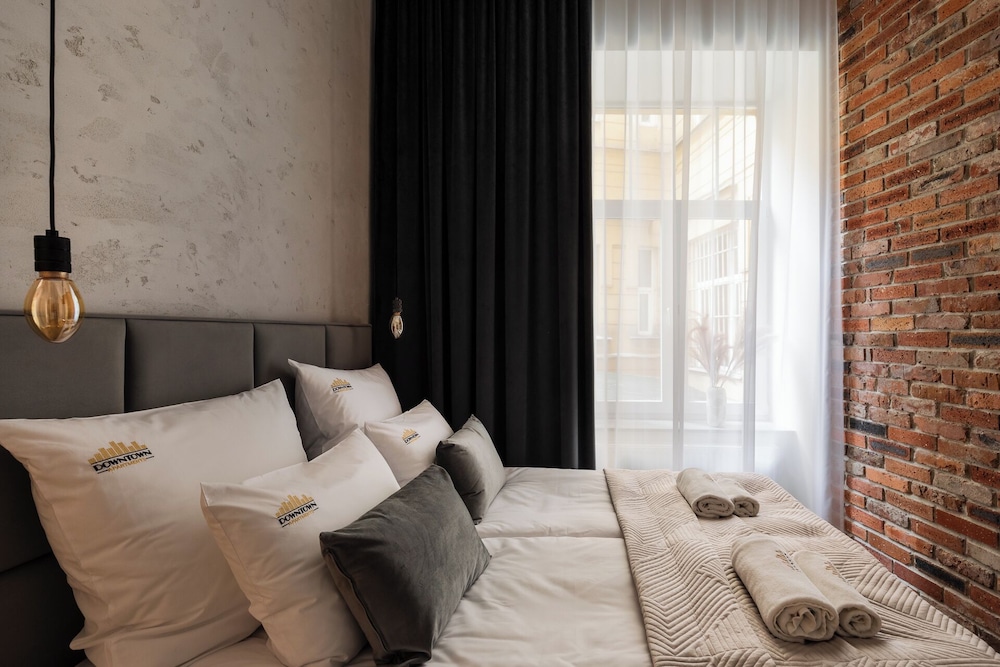 OLD TOWN Charm & Chic by Downtown Apartments