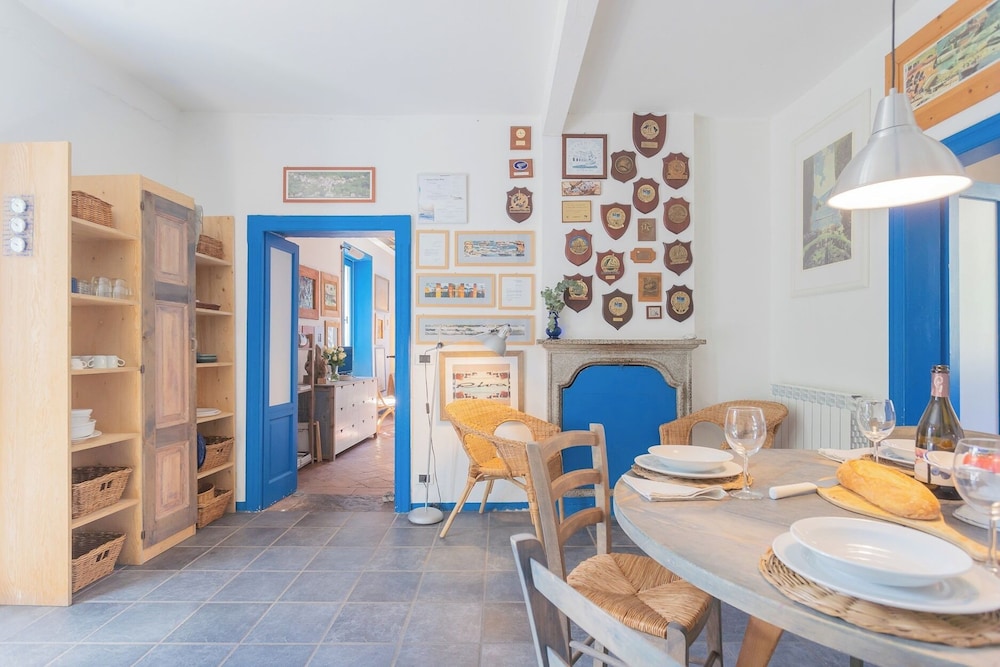 Deriva Apartment on Careno's Beach by Rent all Como