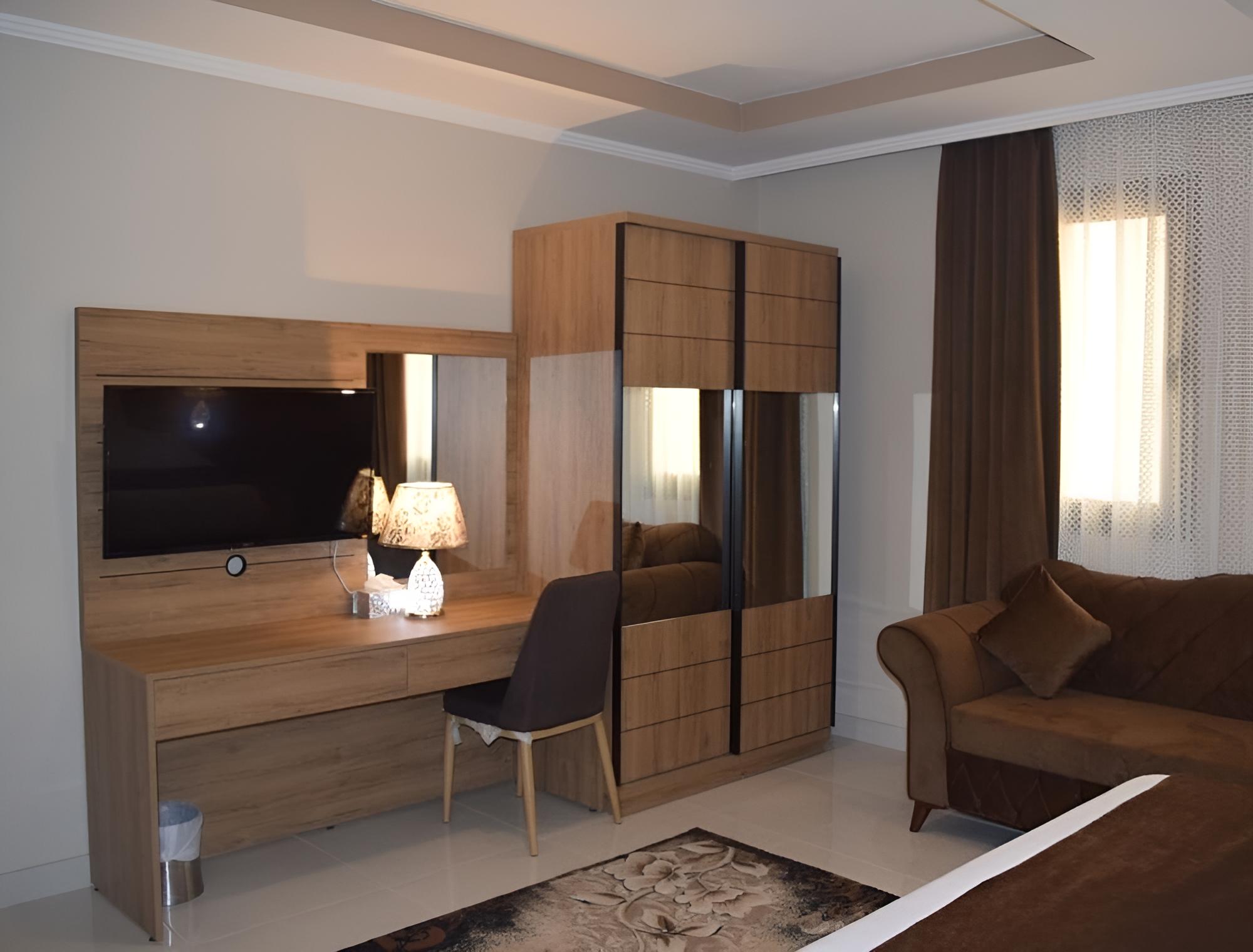 Medina Diamond Suites view 3