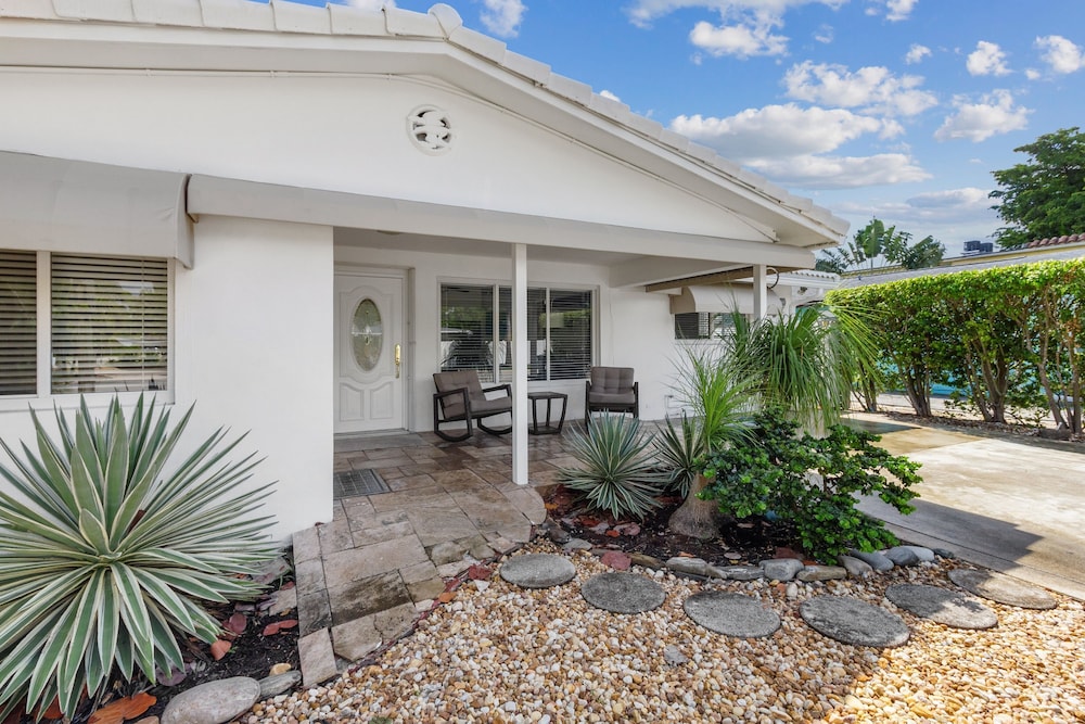 Fabulous Private Oasis With Lgbtq Resort Access