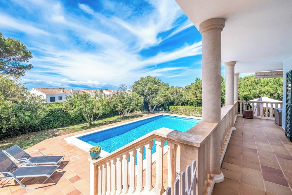 Villa Alaris