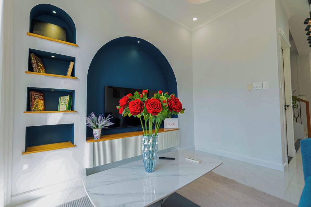 Luxury 3 br La Fleur Villa-Novaworld PT