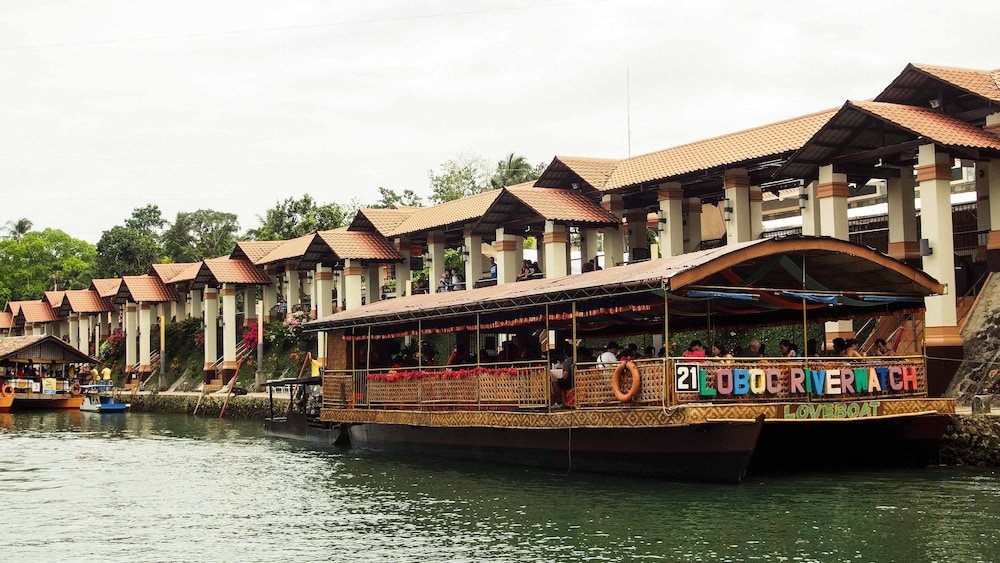 Sea Breeze Hostel