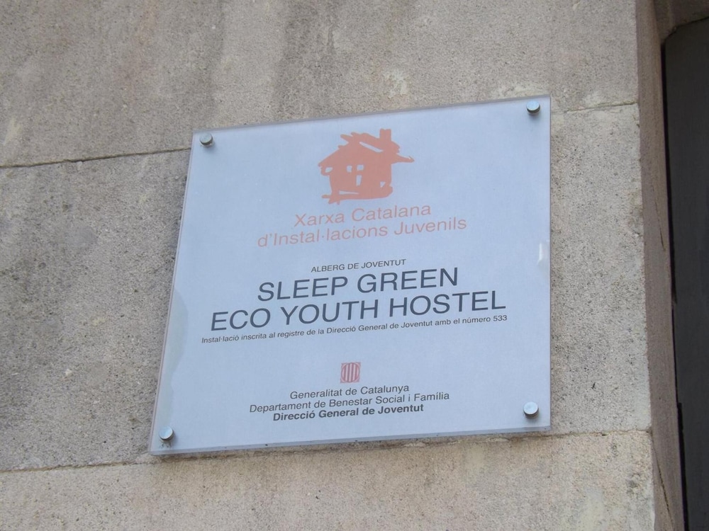 Sleep Green - Certified Eco Youth Hostel Barcelona