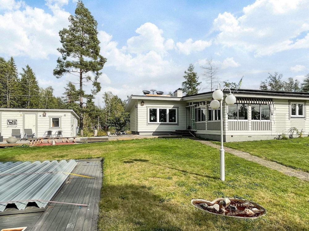 6 Person Holiday Home in Gamleby