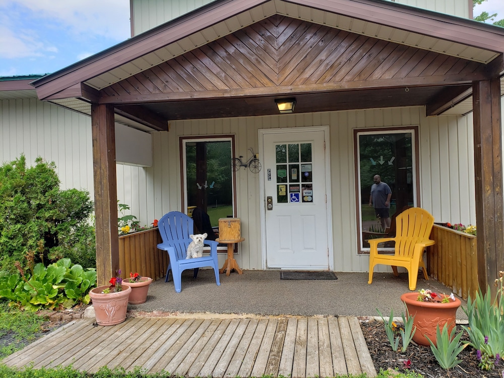 Kouch Chalets