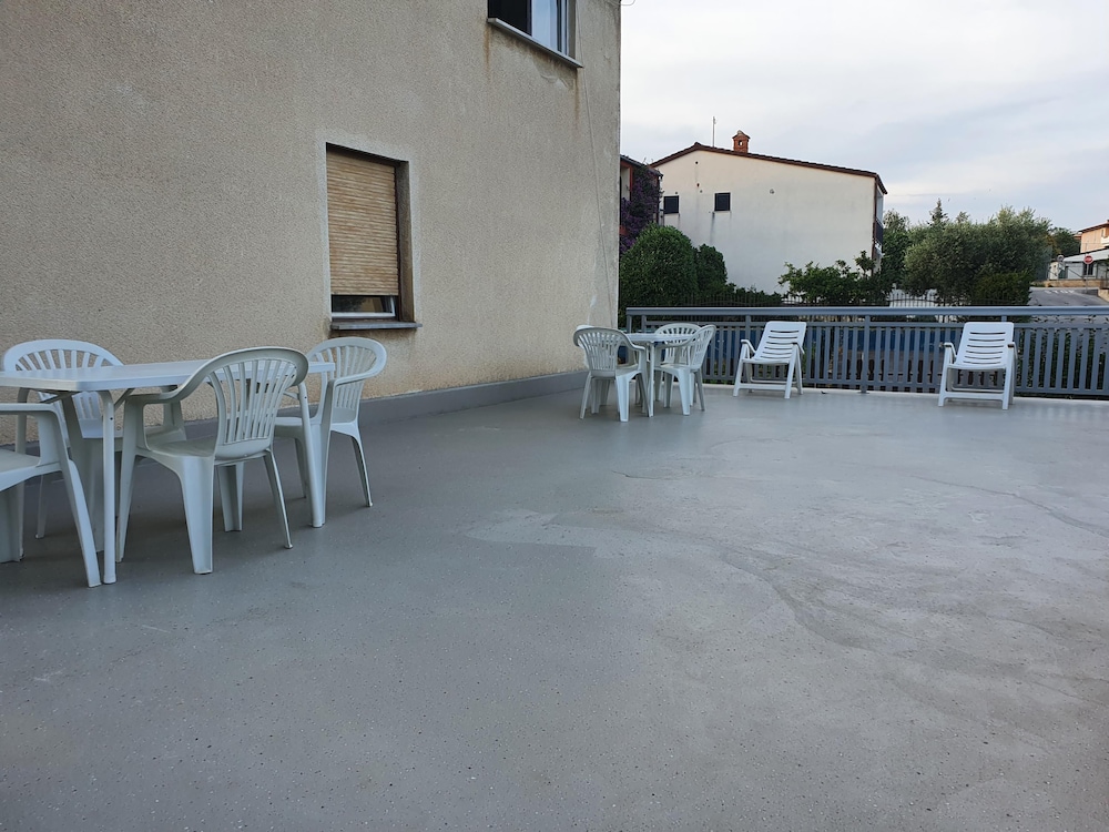 Photo 31
