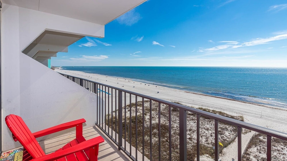 Island Winds East 707 2 Bedroom Condo