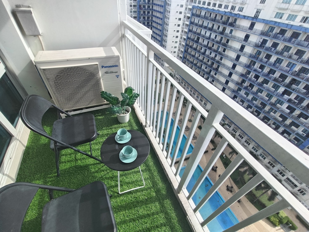 Premiere Haven at Sea Residences