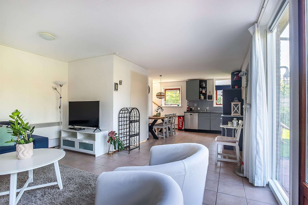 Holiday Home in Grou With Whirlpool & Terrace