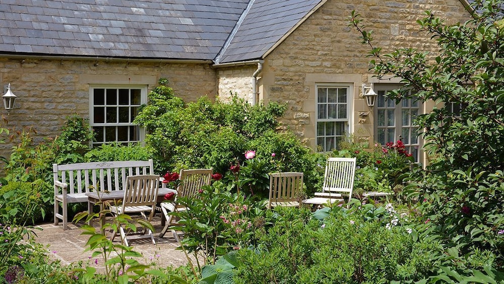 Weir Cottage