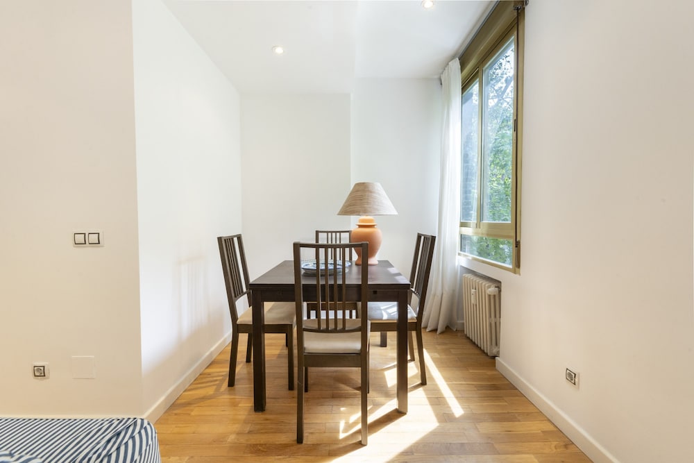 M Ore461 Piso de 1 Dormitorio y Balc n -alquiler