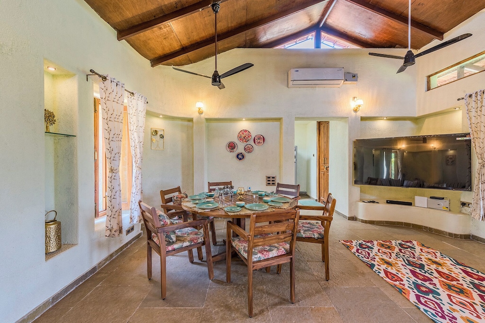 Cosmicstays Joshet Farmstay