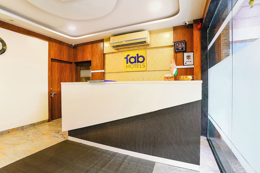 Fabhotel Ratna Mahal
