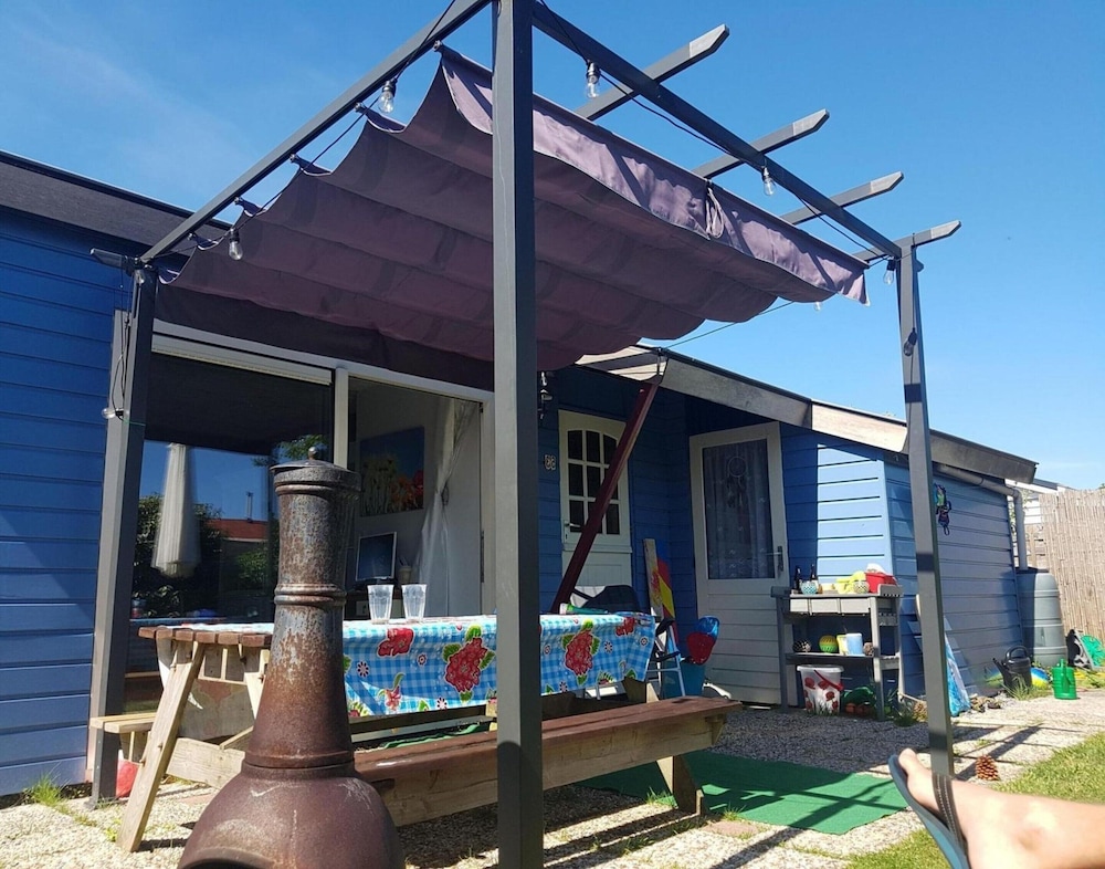 Attractive Bungalow Near Beach, Dunes