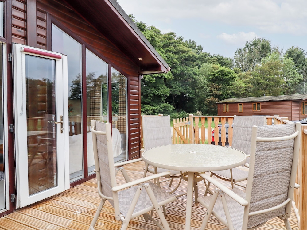 Bowland Lakes Leisure Village Lodge 16