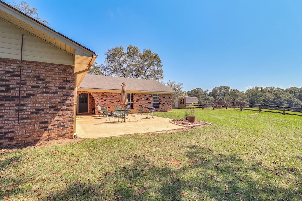 Rural Retreat: Cypress Lake By Roosevelt St Park