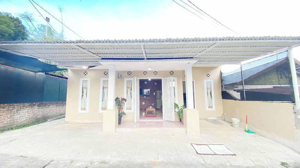 Villa Palacios Syari'Ah Bukittinggi