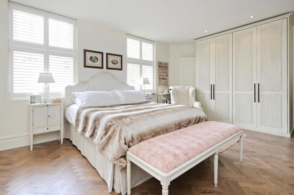 Serene 2 Bed Flat Chiswick Min Monthly Stay