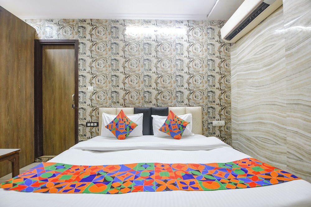 Fabhotel Park View I
