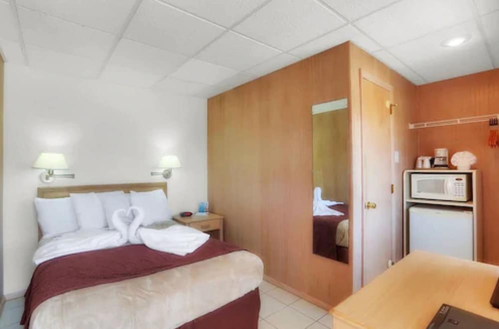 AA Heart of Wildwood Motels