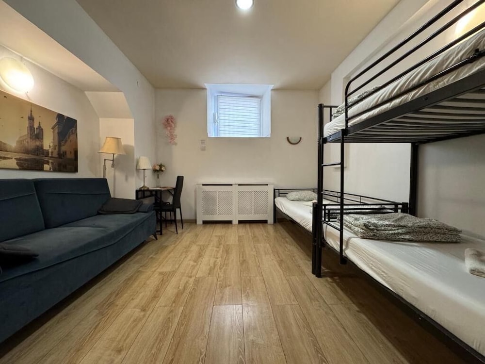 Amber Hostel
