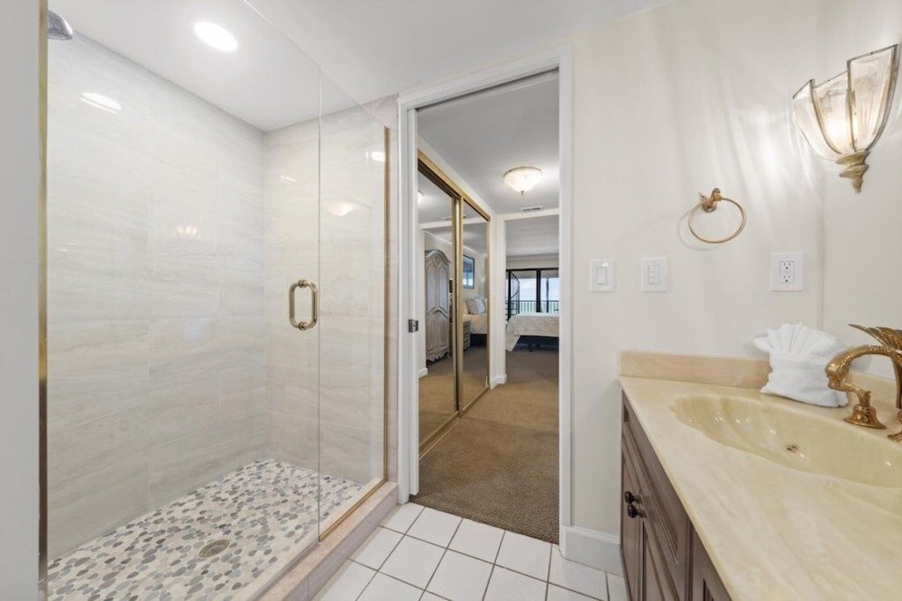 Pointe Santo A44 3 Bedroom Condo