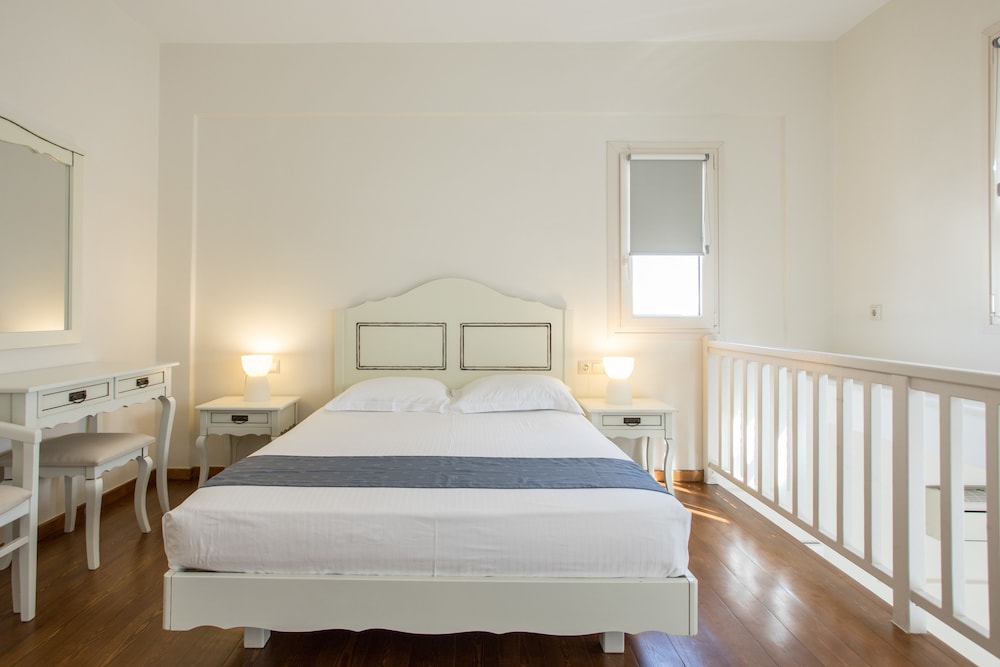 Iliada Villas photo 3