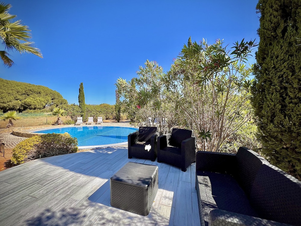 Quarteira Premium Villa by Homing
