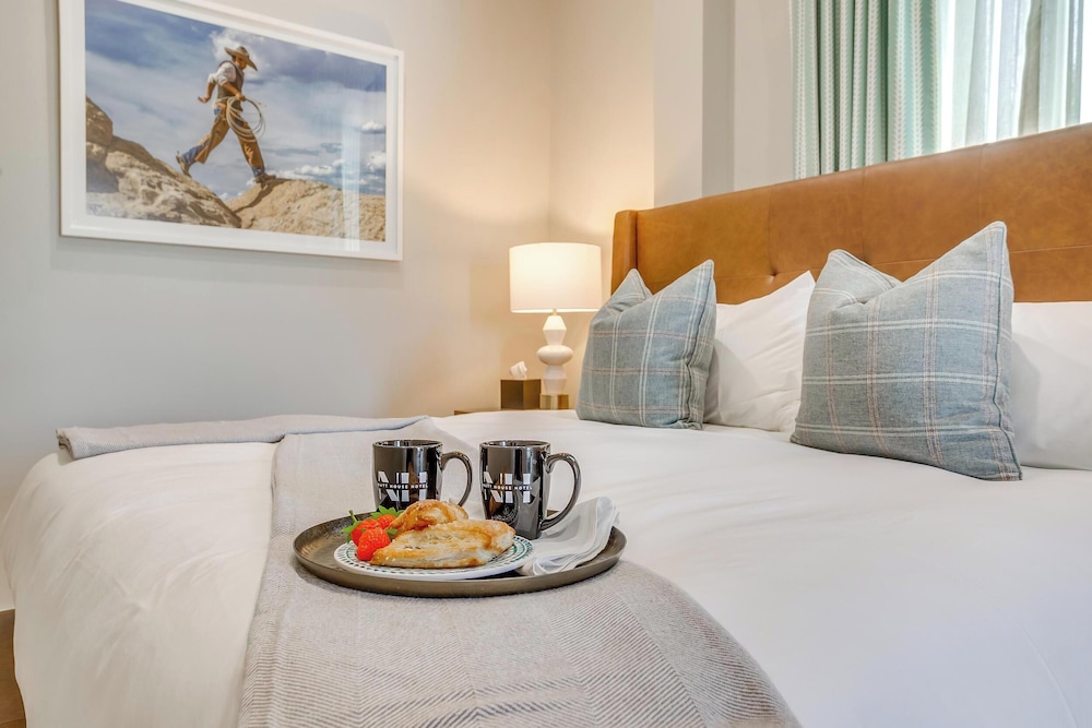 Nutt House Hotel