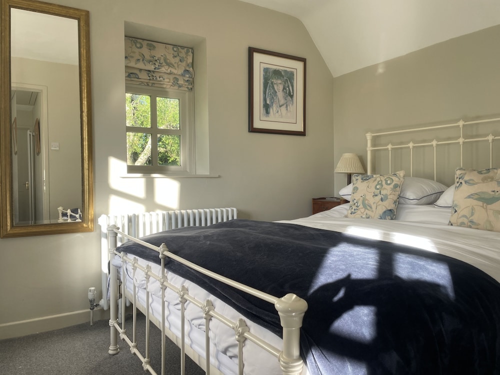 Redlynch Lodge
