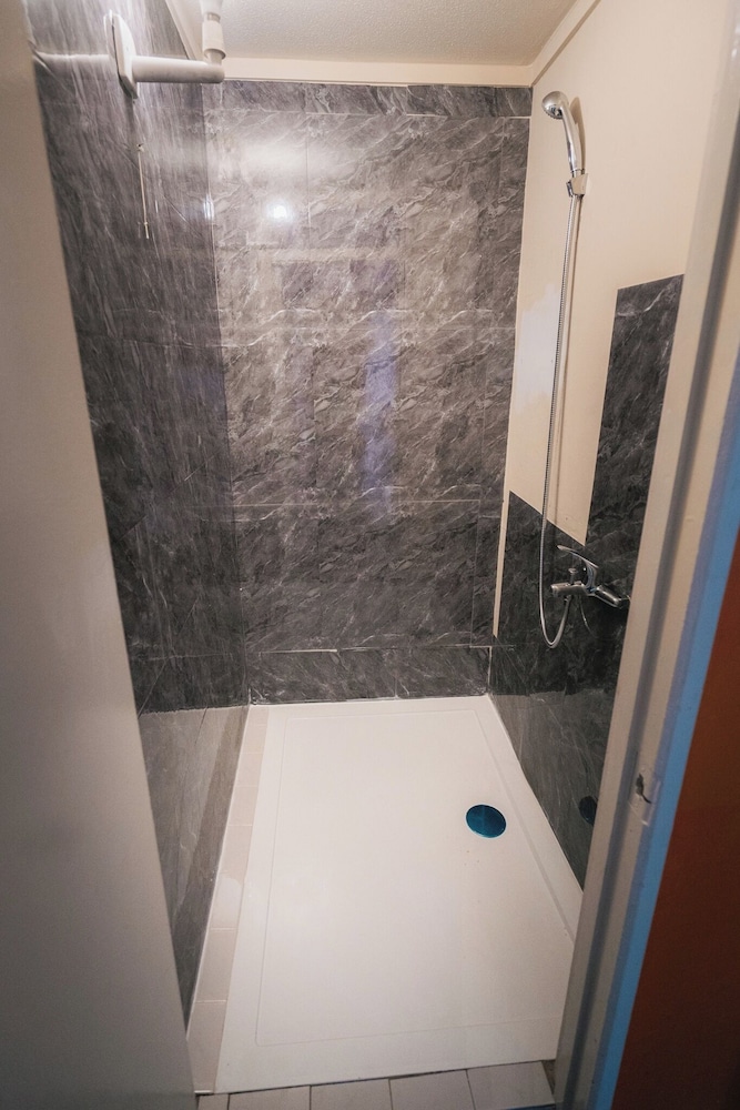 London Luxury Flat - Upper Whistler Walk