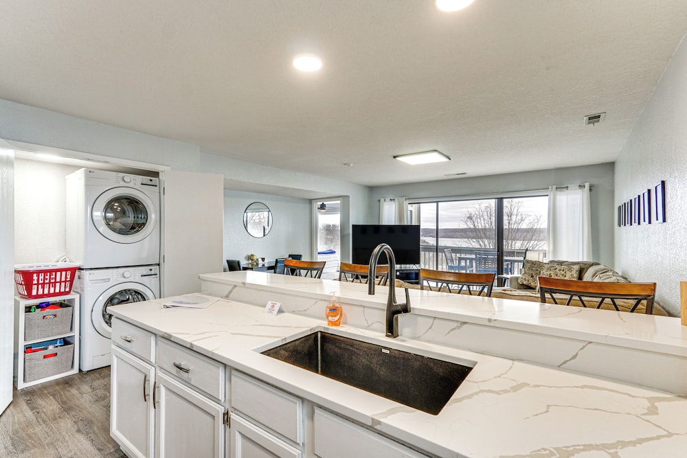 Community Perks: Scenic Osage Beach Condo!