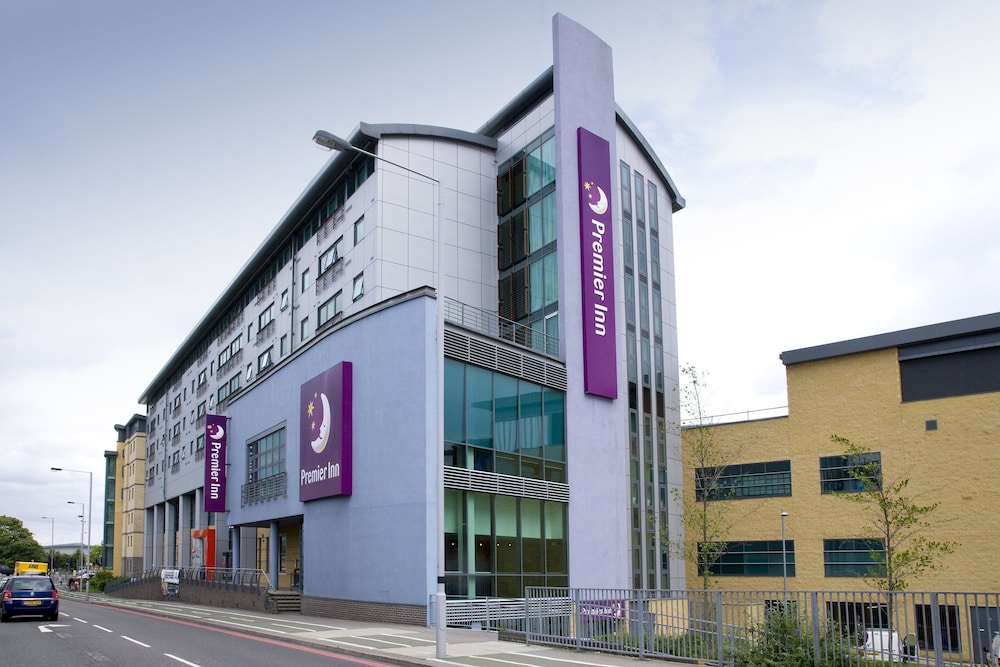 Premier Inn London Wimbledon South 4