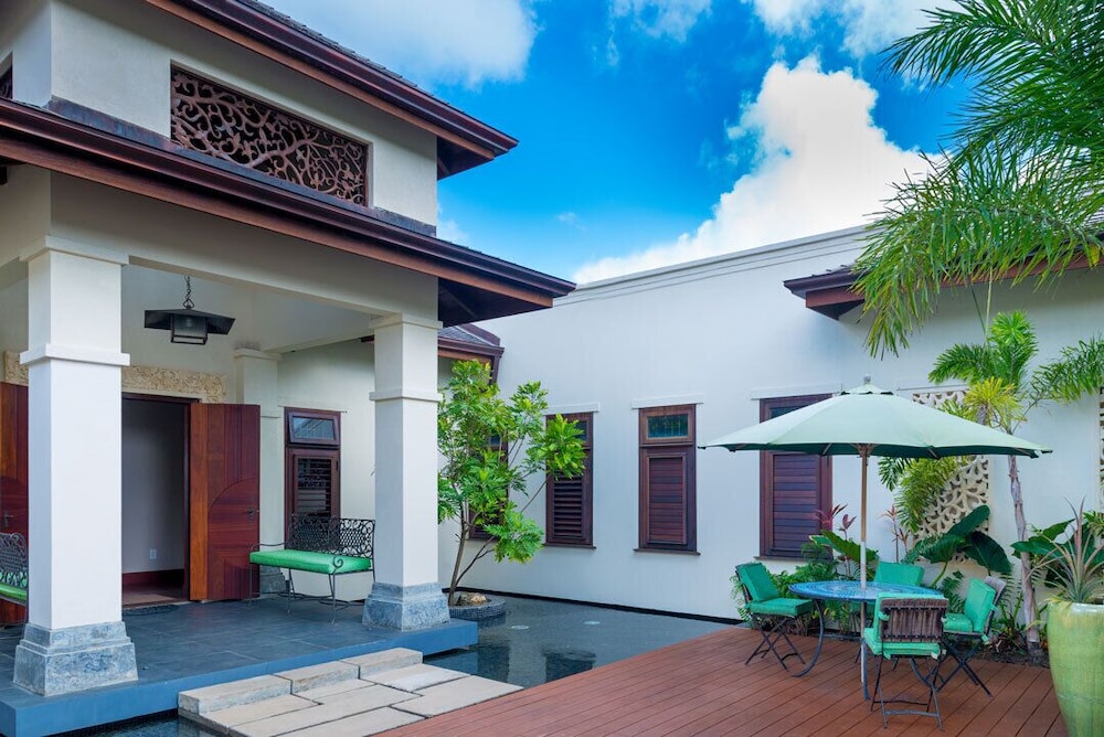 Breezin Villa in Deans