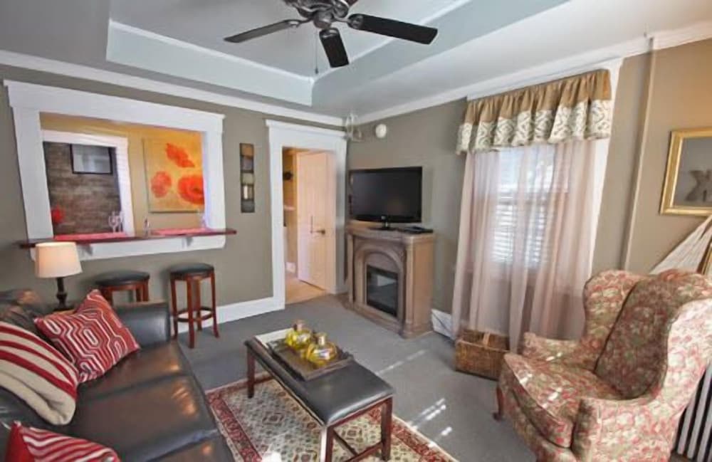 Portland Vacations - Inn at Park Spring - Property Image 14