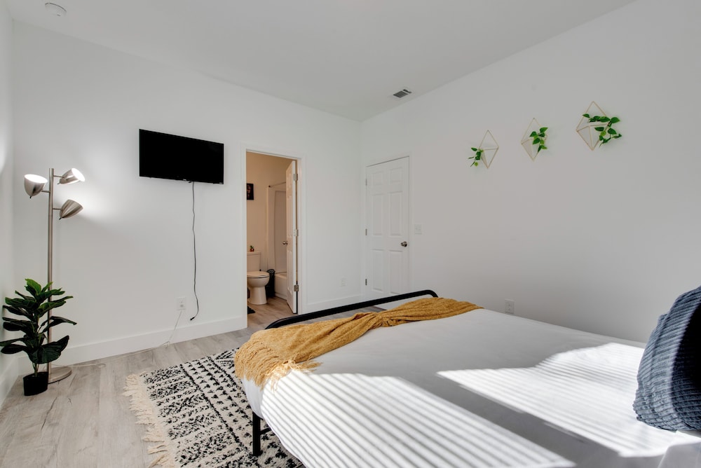 3 Mi to Six Flags: Apartment in Metro Atlanta