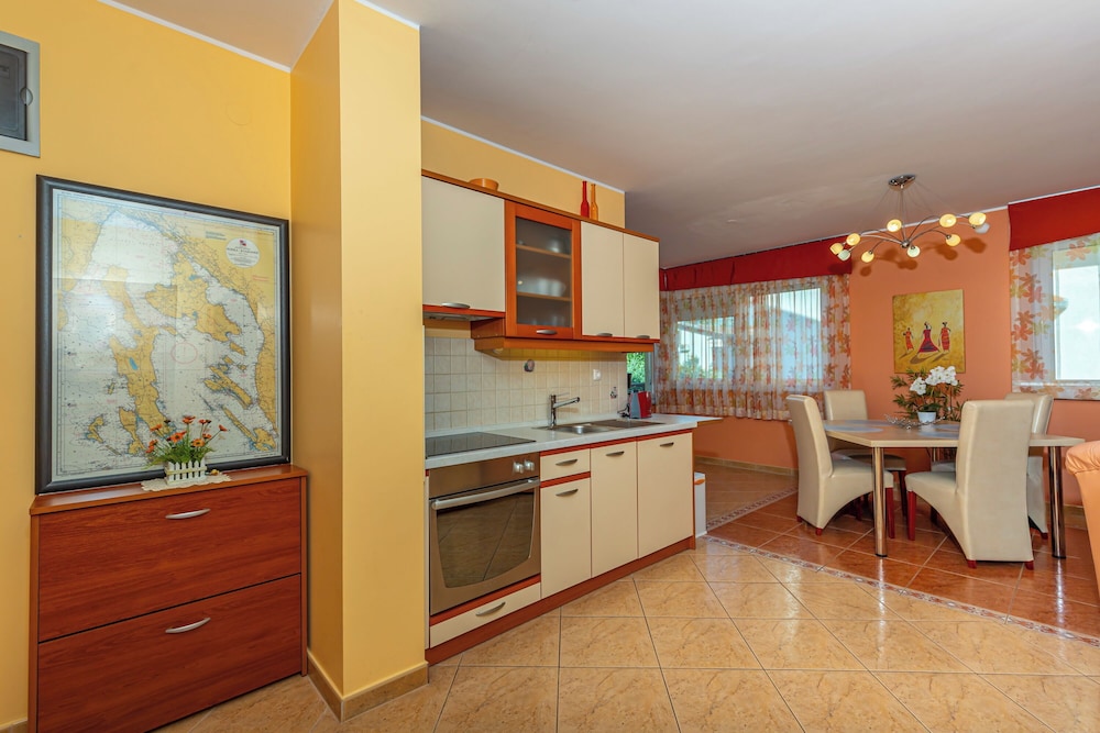 Apartman Mira