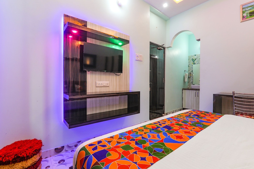 FabHotel Lumbini International