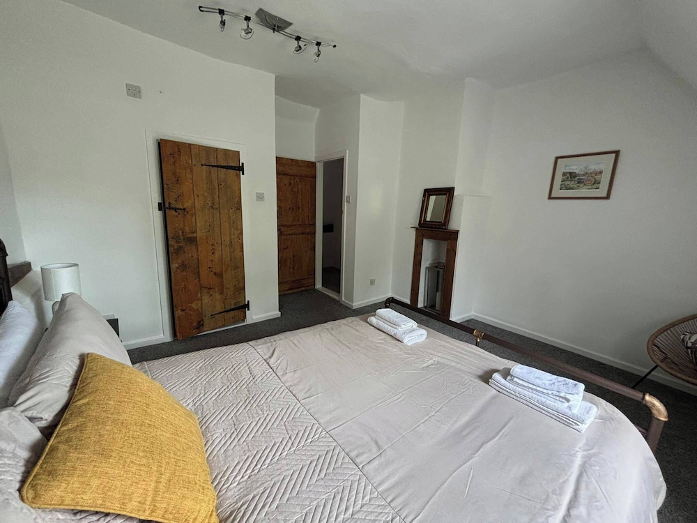Countryside Cottage in Bulmer- Sleeps 6/7