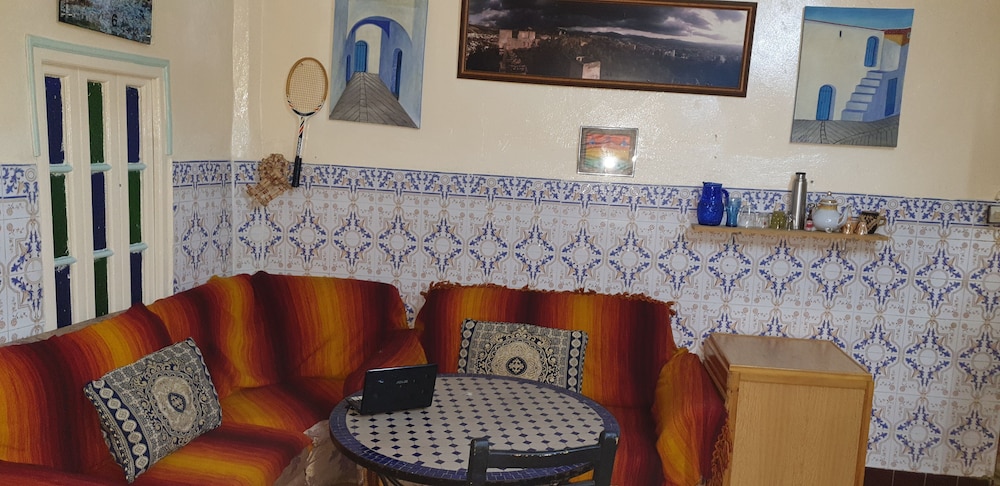 aline hostel
