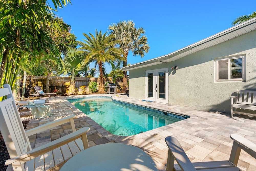 121 Atlantic Blvd