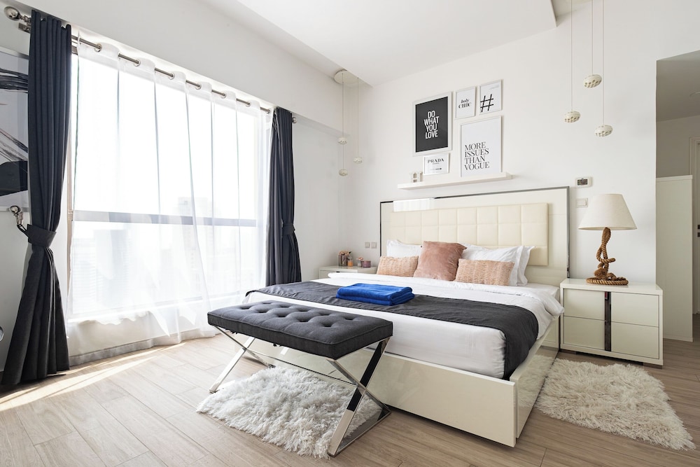 SIMPLY COMFORT Lux Penthouse 4BR Apartment with Iconic Marina Views