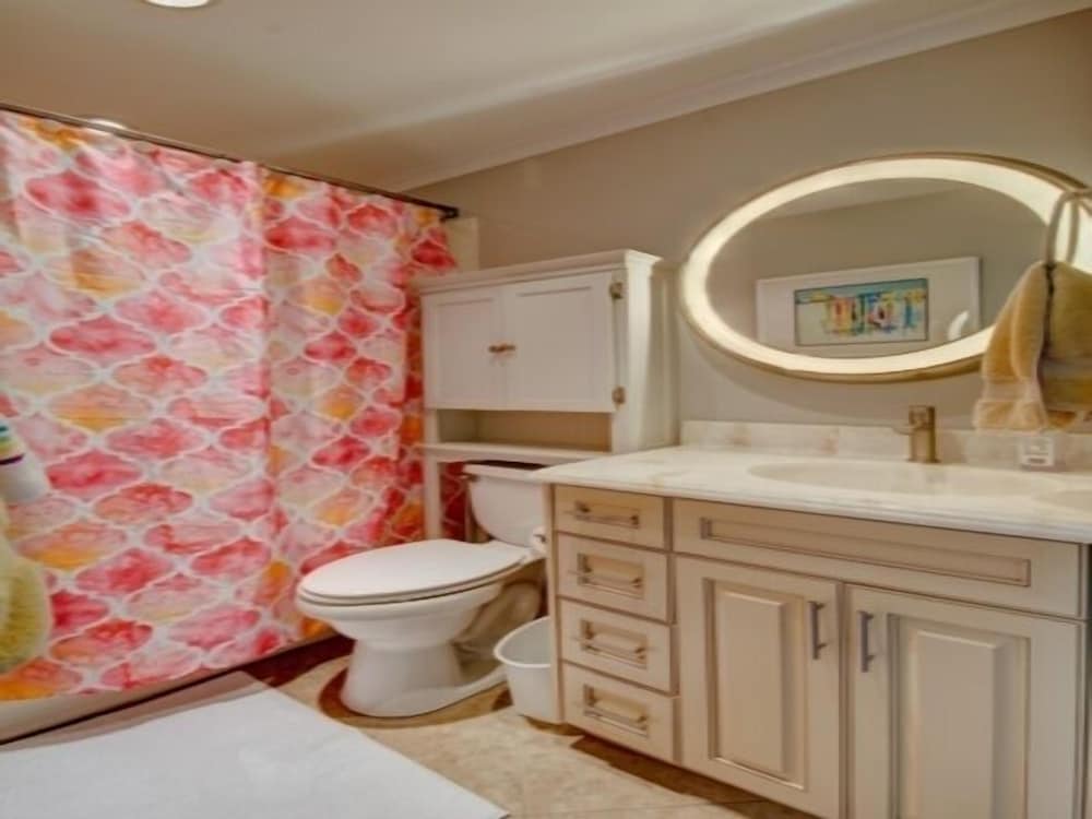 Sweet N Salty 3 Bedroom Townhouse
