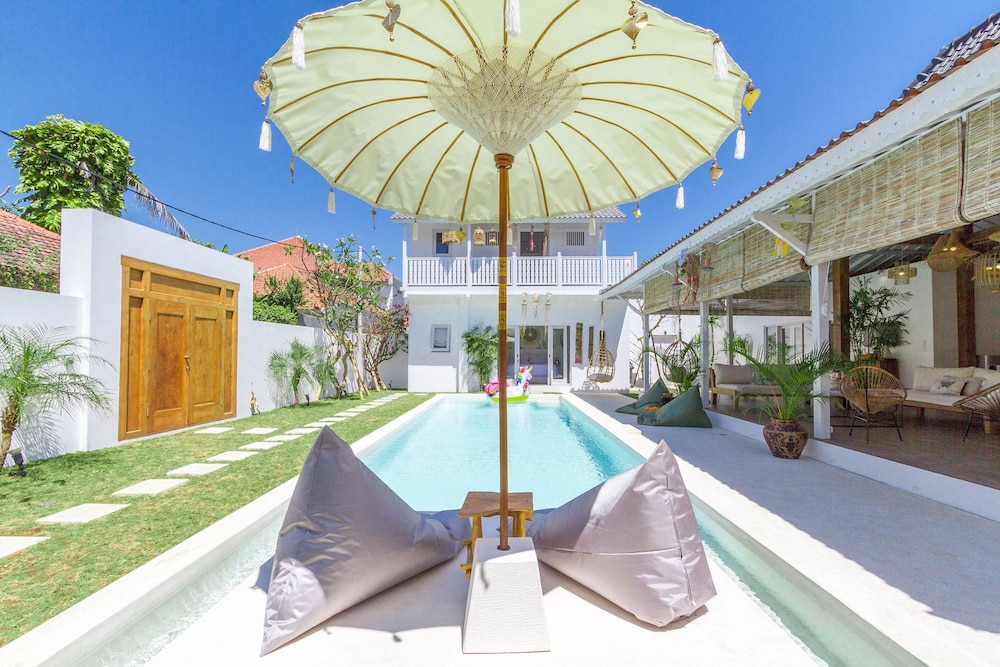 Villa M by Alfred in Bali - Stunning Family Villa With Pool at Seminyak Beach