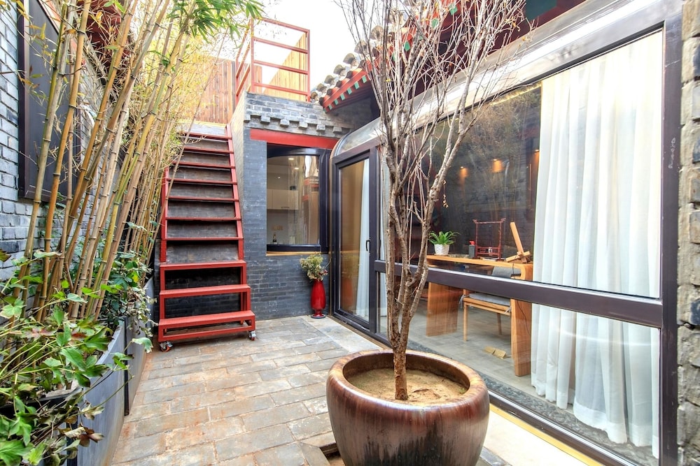Isvara Flowing Ocean Guesthouse