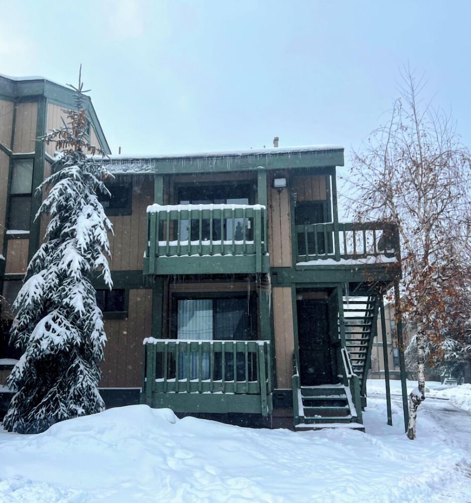 Snow Ridge Condo