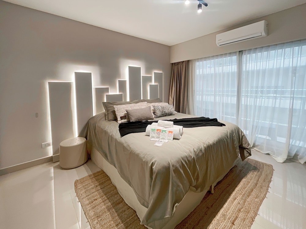 Ayres Suites Moreno
