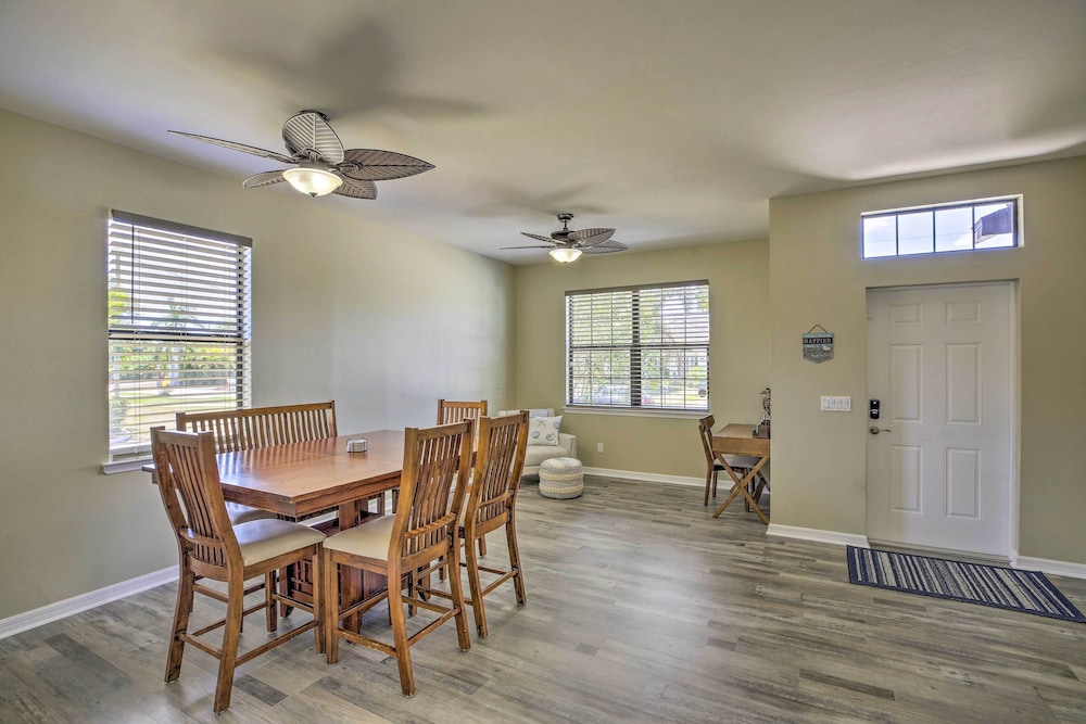 Sunny Cape Coral Home w/ Private Pool Lanai - Property Image 5