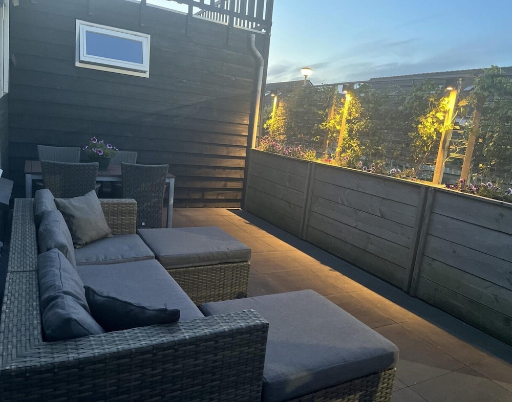 Holiday Home Near Dunes, Beach, sea